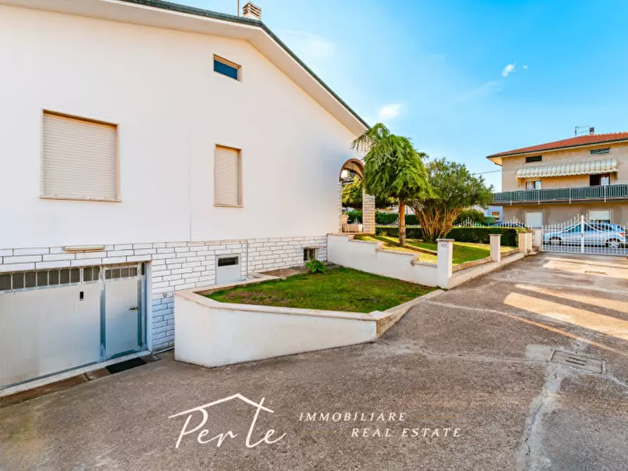 Immagine 13 di Villa in vendita  in via xx settembre 22 a Curtatone