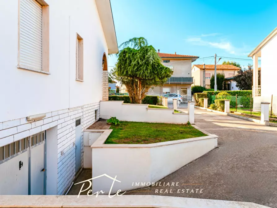 Immagine 14 di Villa in vendita  in via xx settembre 22 a Curtatone