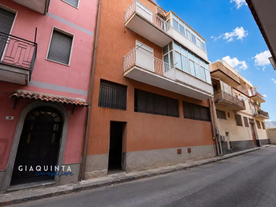 Immagine 2 di Appartamento in vendita  in via Asti n.12 a Palagonia