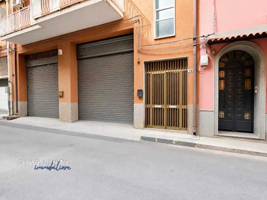 Immagine 21 di Appartamento in vendita  in via Asti n.12 a Palagonia
