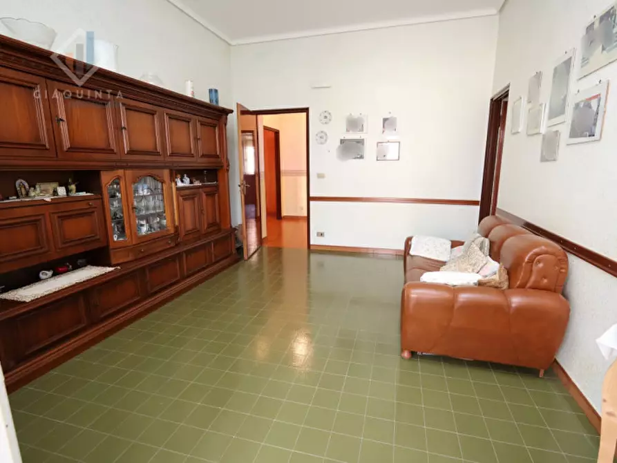 Immagine 25 di Appartamento in vendita  in via Asti n.12 a Palagonia