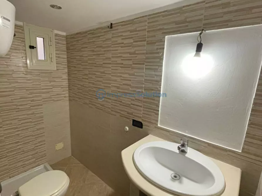 Immagine 13 di Appartamento in affitto  in Traversa Benedetto Cairoli a Napoli