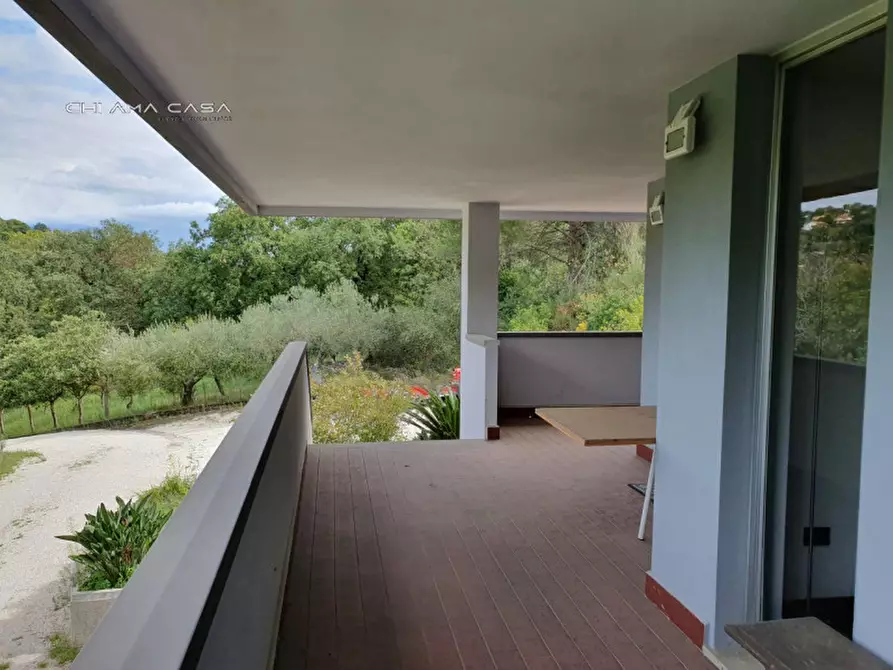 Immagine 5 di Casa indipendente in vendita  in Strada Roncosambaccio a Fano