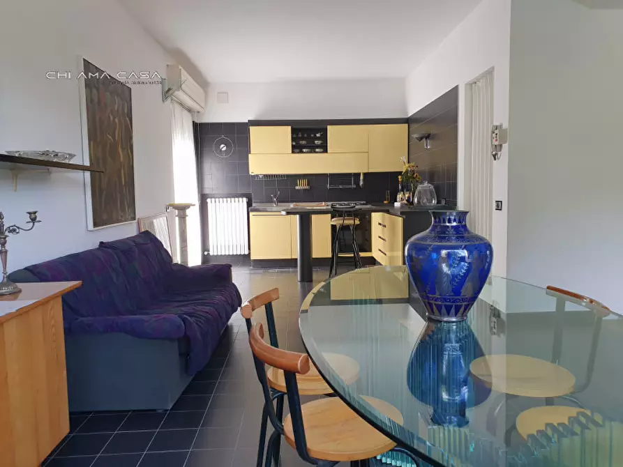 Immagine 13 di Casa indipendente in vendita  in Strada Roncosambaccio a Fano