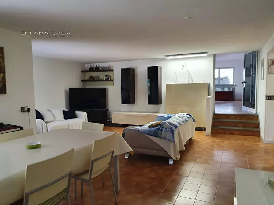 Immagine 25 di Casa indipendente in vendita  in Strada Roncosambaccio a Fano