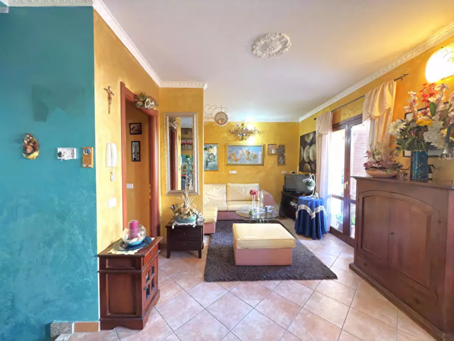 Immagine 4 di Villetta a schiera in vendita  in Via Alessandro Volta 19 a Sarroch