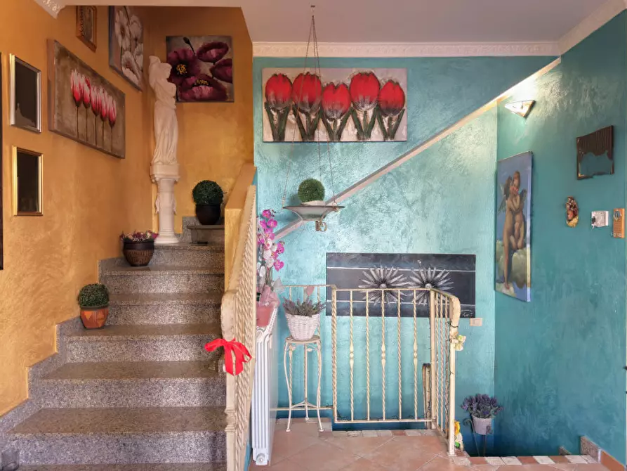 Immagine 8 di Villetta a schiera in vendita  in Via Alessandro Volta 19 a Sarroch