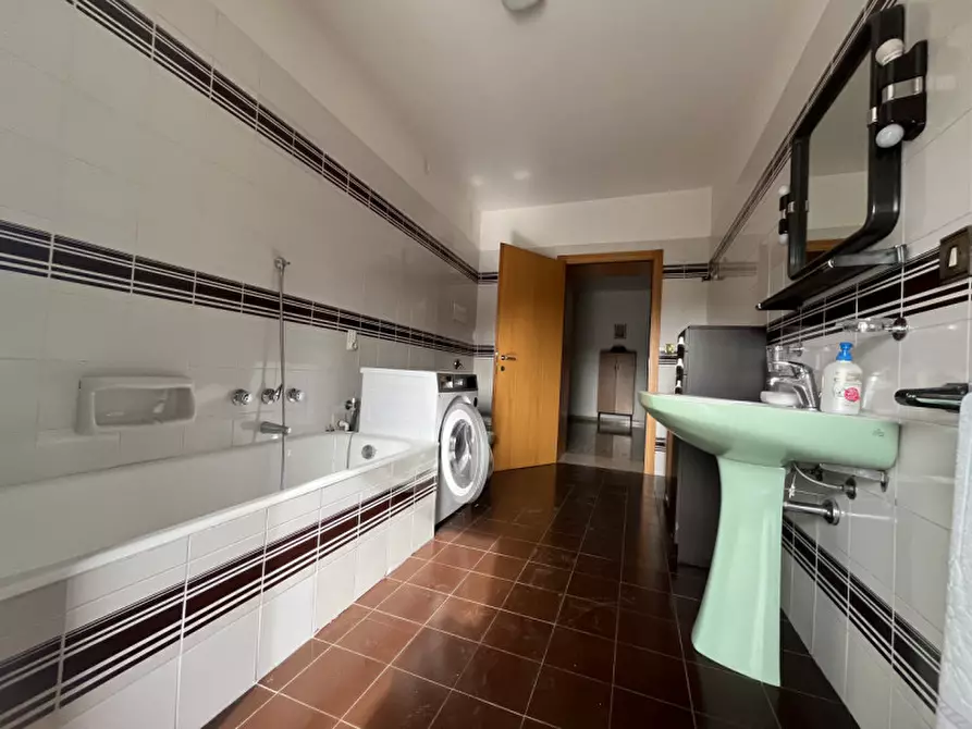 Immagine 17 di Appartamento in vendita  a Tregnago