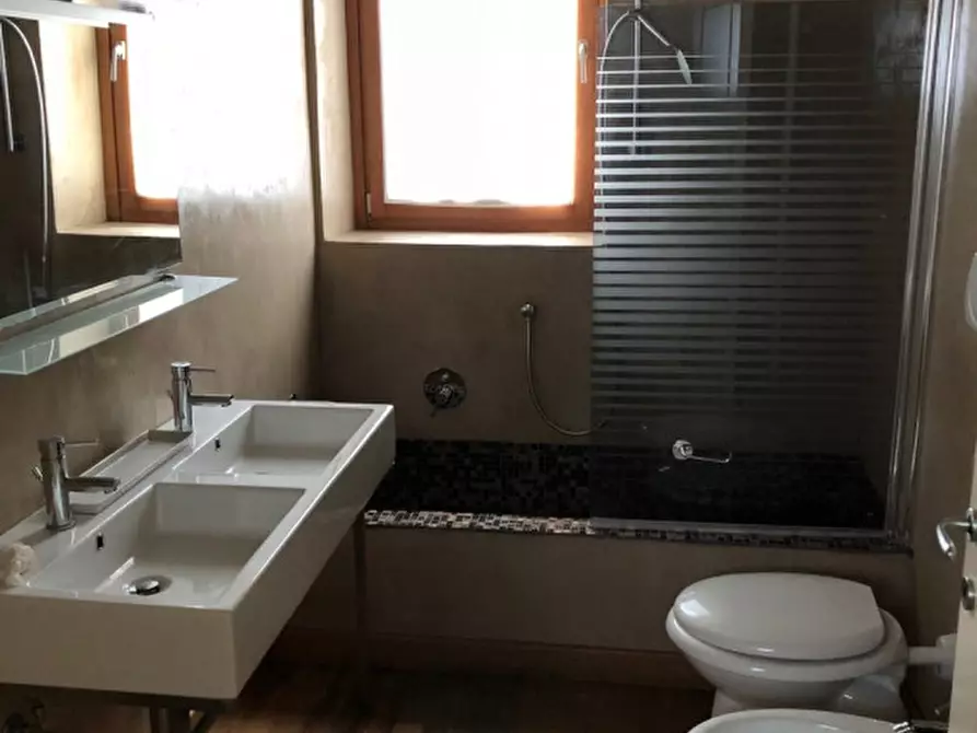 Immagine 4 di Appartamento in vendita  in Via S. Benedetto, 3 a Brescia