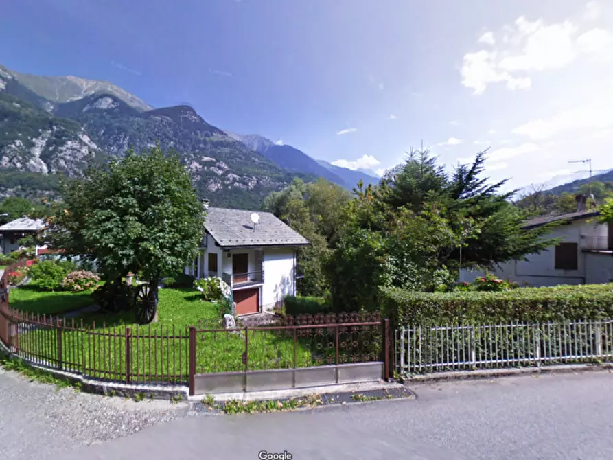 Immagine 1 di Villa in vendita  in fraz. canete a Villa Di Chiavenna