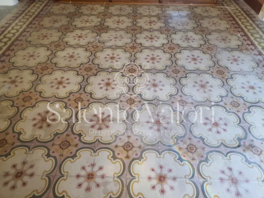 Immagine 25 di Casa indipendente in vendita  in Via impero 22 a Parabita