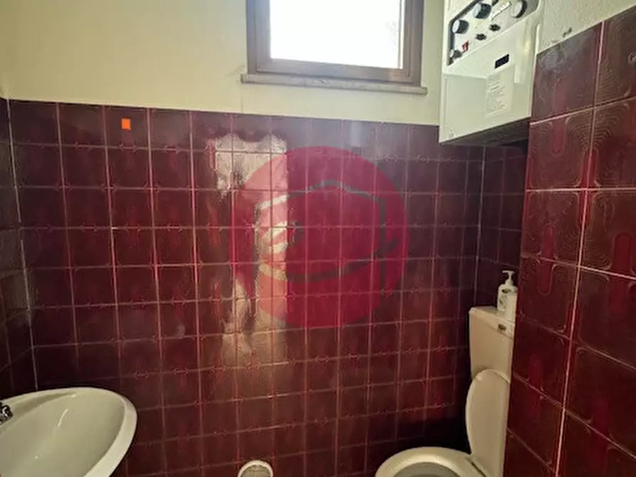 Immagine 4 di Negozio in vendita  in Piazza Aldo Moro a Gambettola
