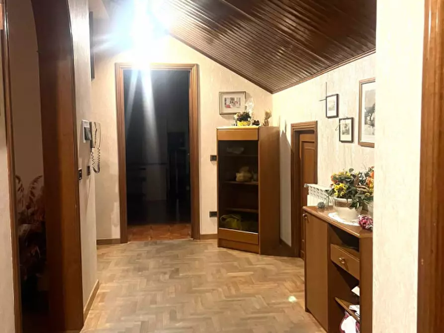 Immagine 38 di Villa in vendita  in via del Podere San Giusto a Roma