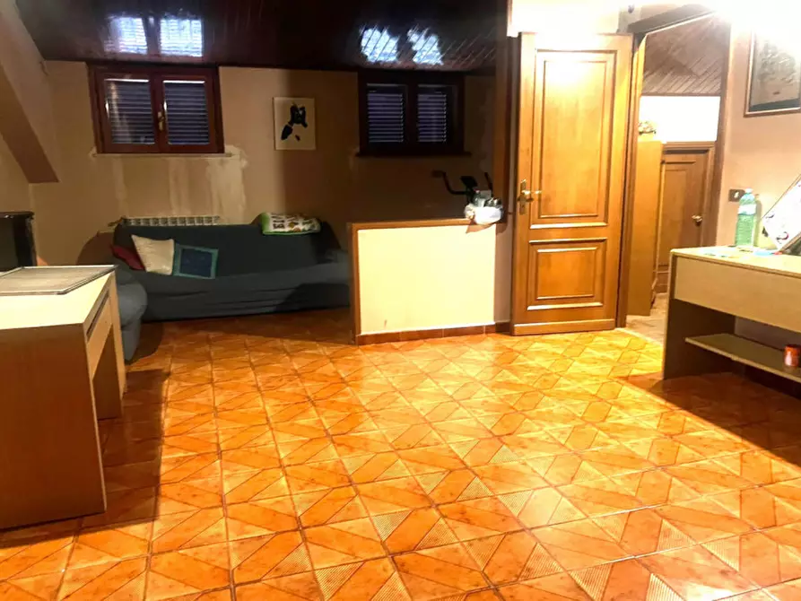 Immagine 48 di Villa in vendita  in via del Podere San Giusto a Roma