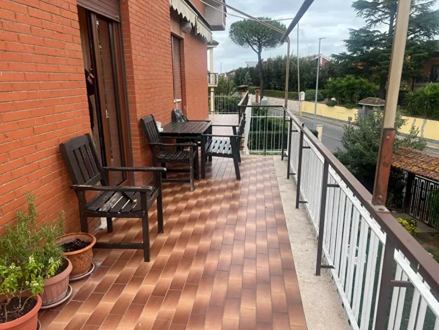 Immagine 53 di Villa in vendita  in via del Podere San Giusto a Roma