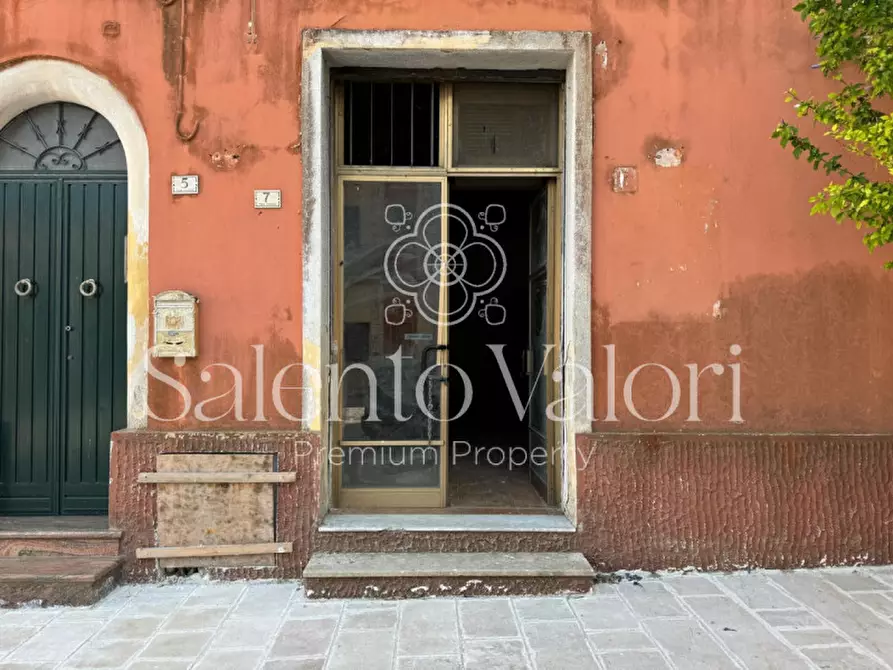 Immagine 3 di Attività commerciale in vendita  in Via Nazario Sauro 7 a Collepasso