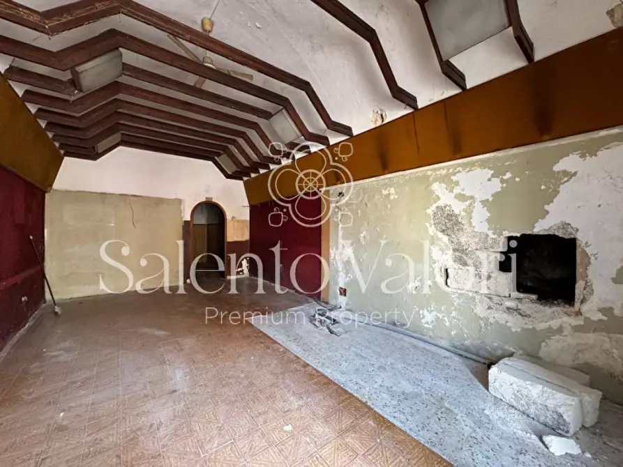 Immagine 7 di Attività commerciale in vendita  in Via Nazario Sauro 7 a Collepasso