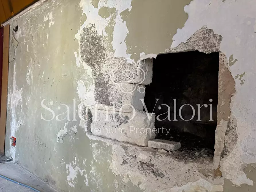 Immagine 9 di Attività commerciale in vendita  in Via Nazario Sauro 7 a Collepasso