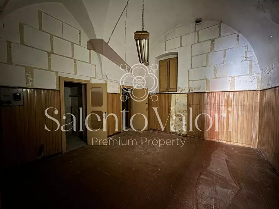 Immagine 13 di Attività commerciale in vendita  in Via Nazario Sauro 7 a Collepasso