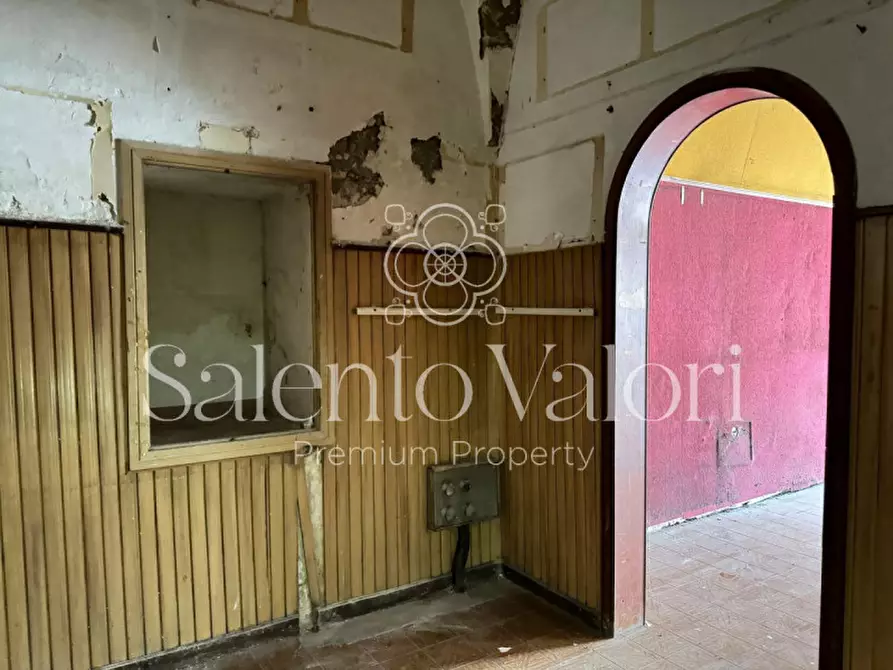 Immagine 18 di Attività commerciale in vendita  in Via Nazario Sauro 7 a Collepasso