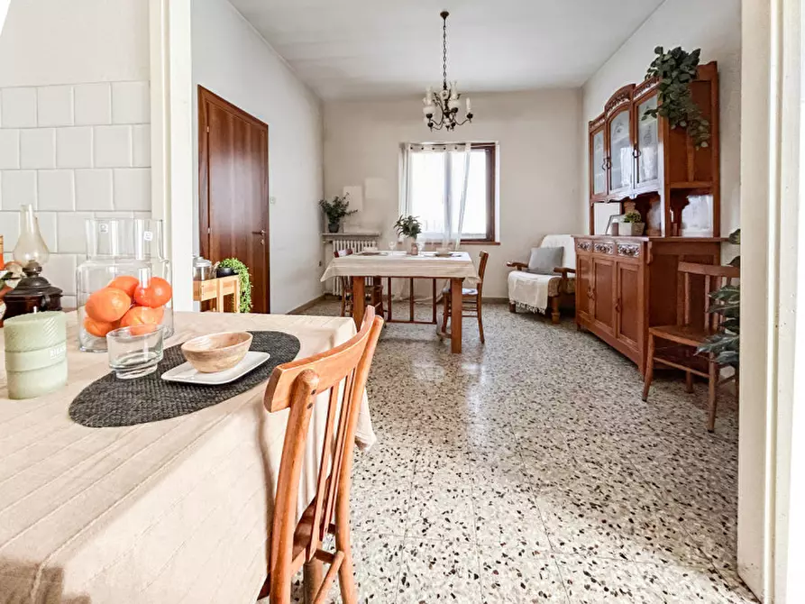 Immagine 8 di Villa in vendita  in Via Valpolicella a Sant'ambrogio Di Valpolicella