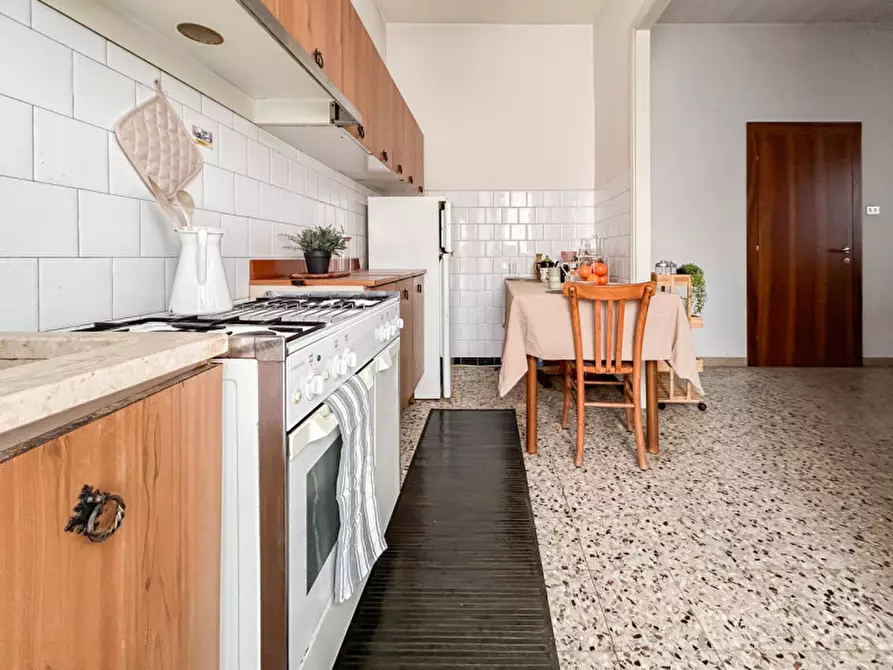 Immagine 9 di Villa in vendita  in Via Valpolicella a Sant'ambrogio Di Valpolicella