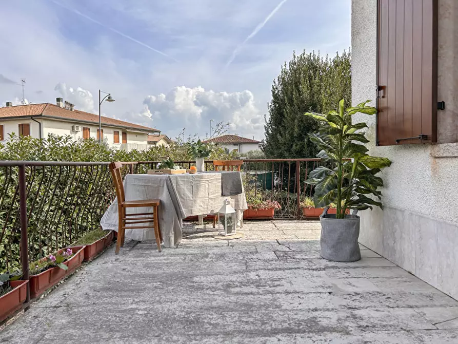 Immagine 27 di Villa in vendita  in Via Valpolicella a Sant'ambrogio Di Valpolicella