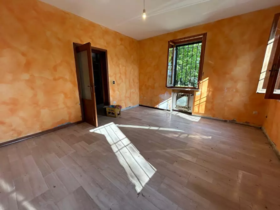 Immagine 5 di Casa indipendente in vendita  in Via Giacomo Matteotti a Sorbolo Mezzani