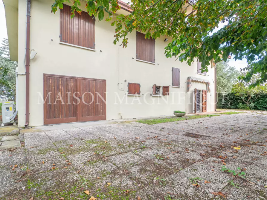 Immagine 61 di Villa in vendita  in Via Sandolo Gambulaga, 2 a Portomaggiore