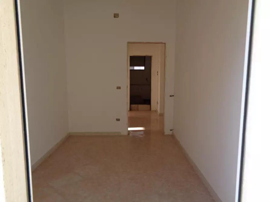 Immagine 23 di Appartamento in vendita  in Via Savona a Matino