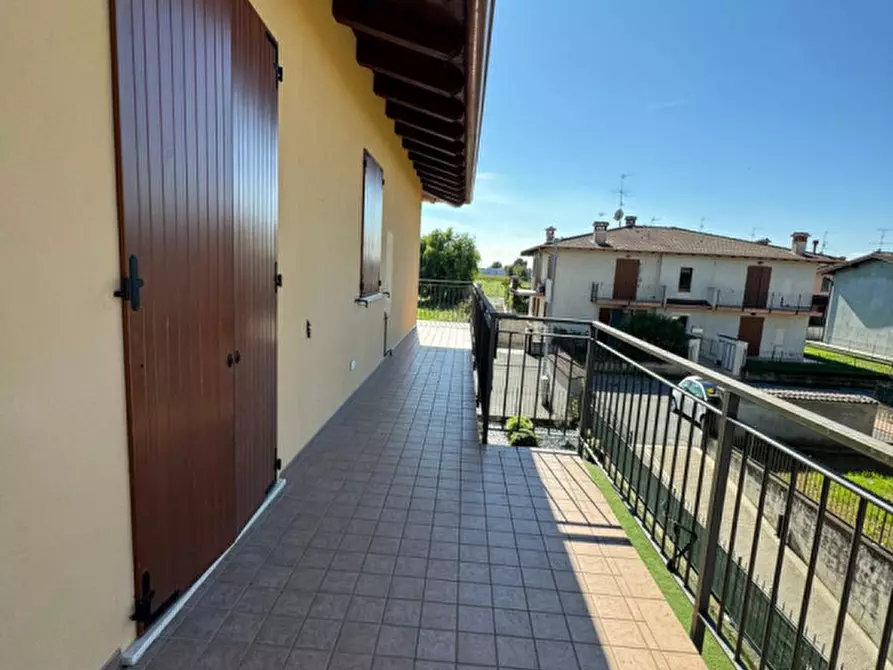 Immagine 8 di Appartamento in vendita  in CARLO PORTA a Verolanuova