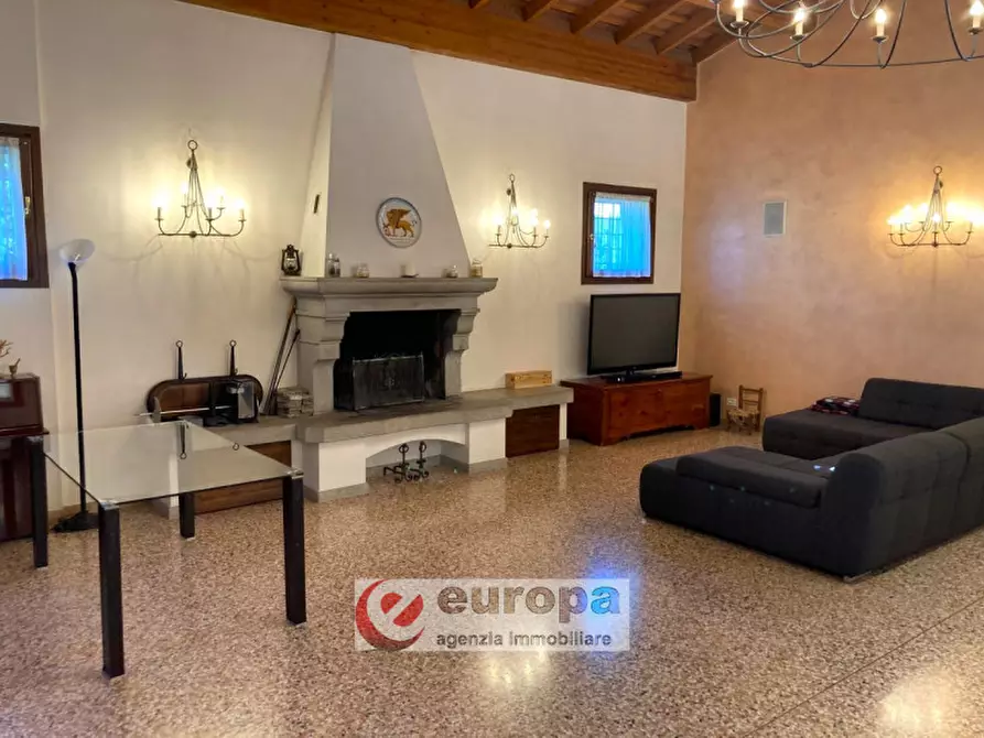 Immagine 20 di Villa in vendita  a Vicenza