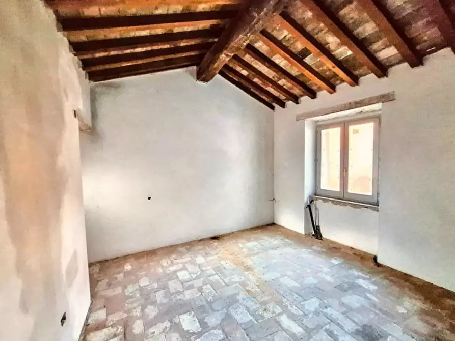 Immagine 18 di Ufficio in vendita  in Via Antonio Gramsci, N. 50 a Foligno