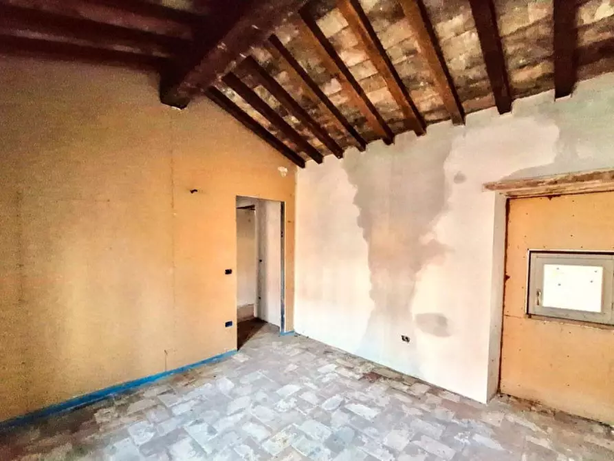 Immagine 22 di Ufficio in vendita  in Via Antonio Gramsci, N. 50 a Foligno