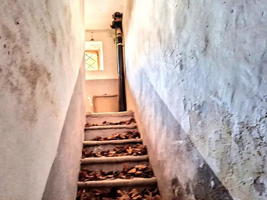 Immagine 23 di Ufficio in vendita  in Via Antonio Gramsci, N. 50 a Foligno