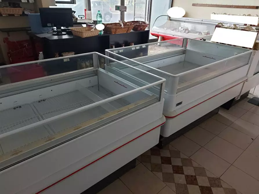 Immagine 14 di Capannone industriale in vendita  in S.S. CASSIA KM 29.700, N. snc a Campagnano Di Roma