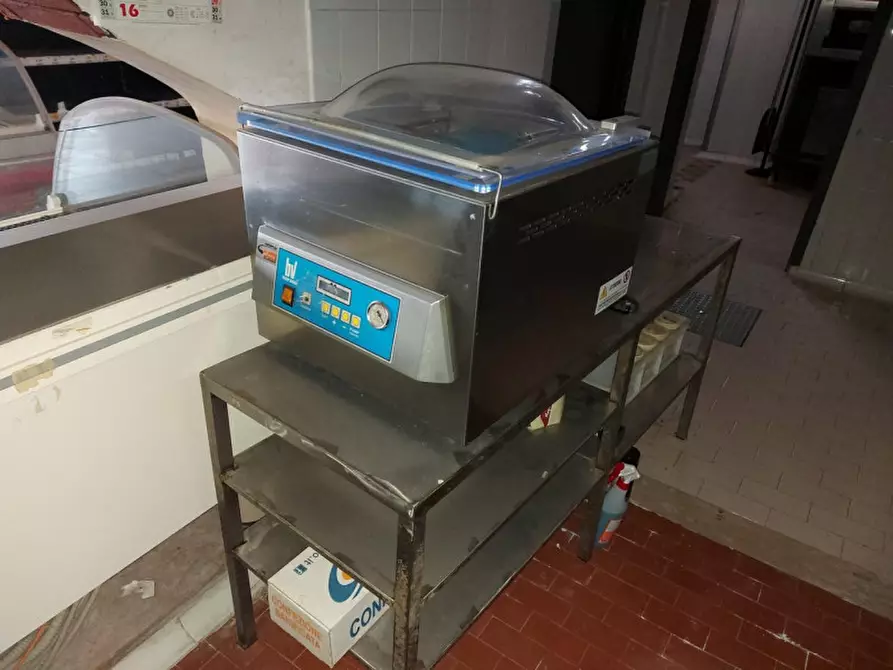 Immagine 18 di Capannone industriale in vendita  in S.S. CASSIA KM 29.700, N. snc a Campagnano Di Roma