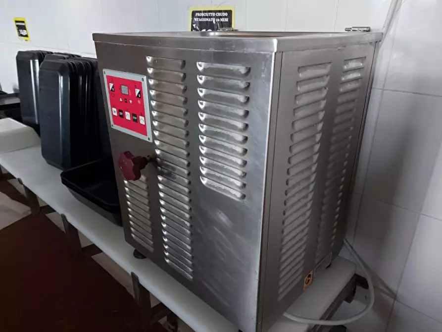 Immagine 19 di Capannone industriale in vendita  in S.S. CASSIA KM 29.700, N. snc a Campagnano Di Roma