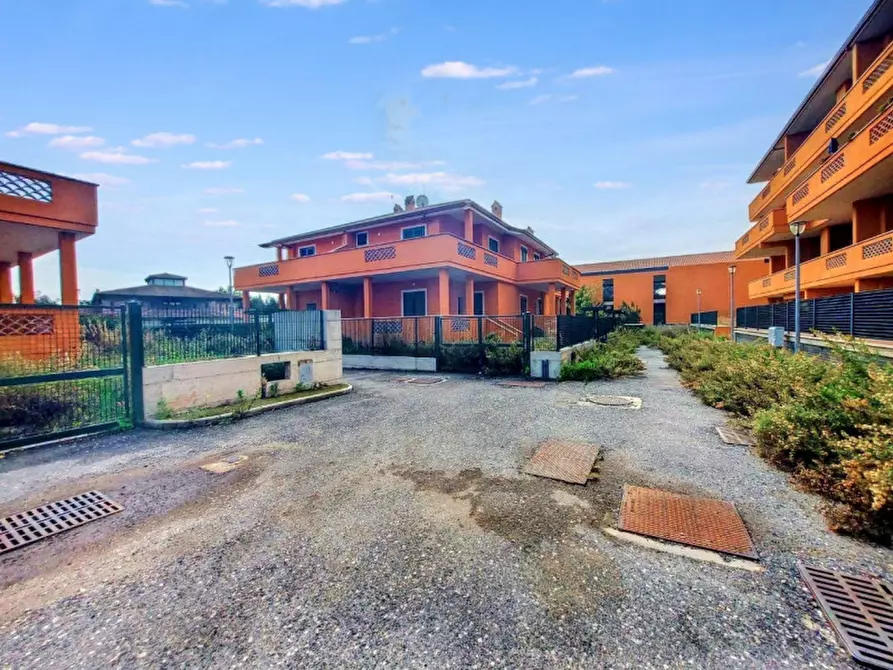 Immagine 10 di Terreno in vendita  in Via Luigi Albertini -  Loc. Centro Tre Denari, N. snc a Fiumicino