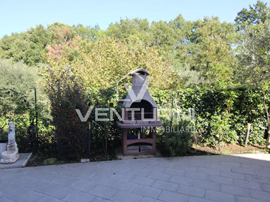 Immagine 34 di Appartamento in vendita  in Via Roncoferraro, 77 a Roma