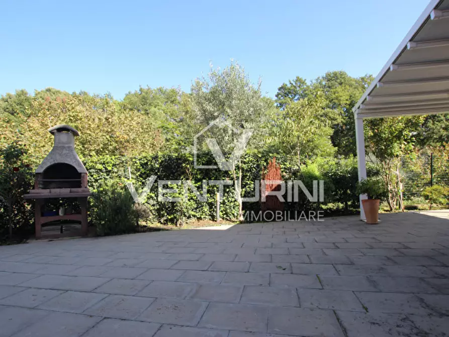 Immagine 36 di Appartamento in vendita  in Via Roncoferraro, 77 a Roma