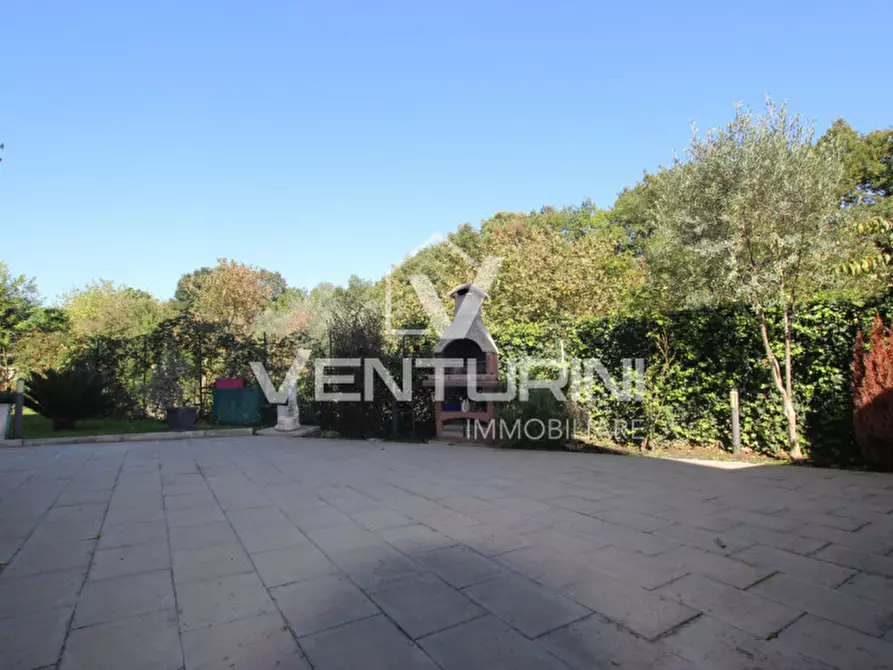 Immagine 39 di Appartamento in vendita  in Via Roncoferraro, 77 a Roma