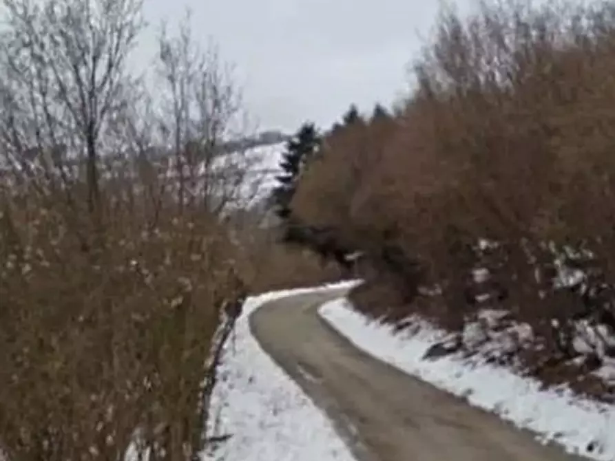 Immagine 1 di Terreno in vendita  in LOCALITA' SCHIRATI a Bassano Del Grappa