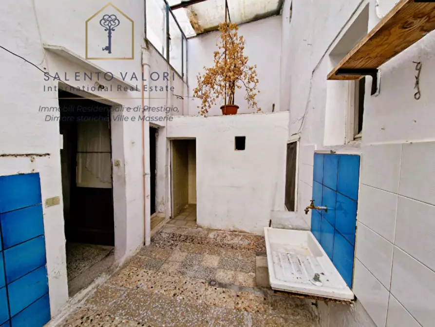 Immagine 23 di Casa indipendente in vendita  in Via Gaetano Vinci 83 a Parabita