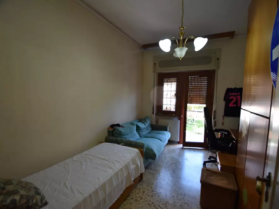 Immagine 22 di Appartamento in vendita  in VIA SAVIGNONE a Roma