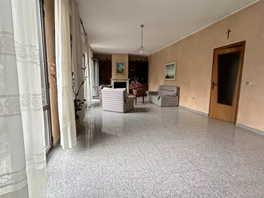 Immagine 16 di Casa indipendente in vendita  in Via delle Marche a Perugia