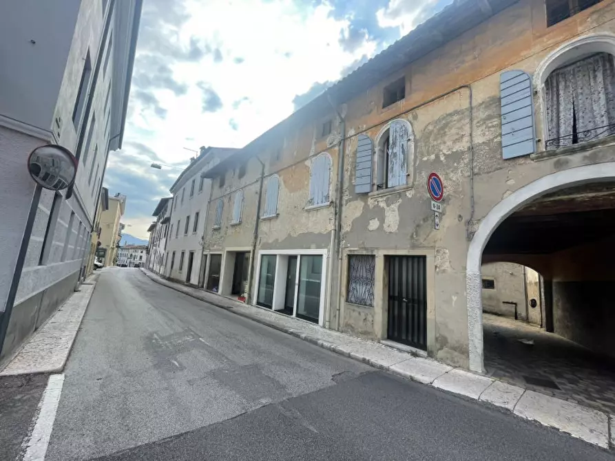 Immagine 1 di Villetta a schiera in vendita  in Via Lioni a Vittorio Veneto