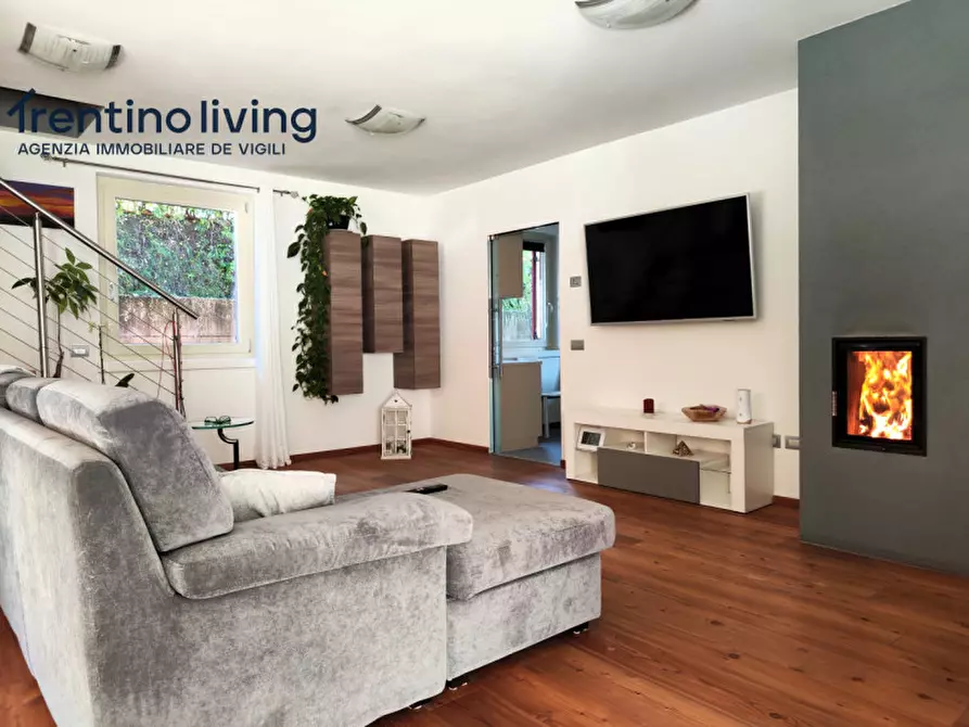 Immagine 2 di Casa indipendente in vendita  in Via Viola a Cavedago