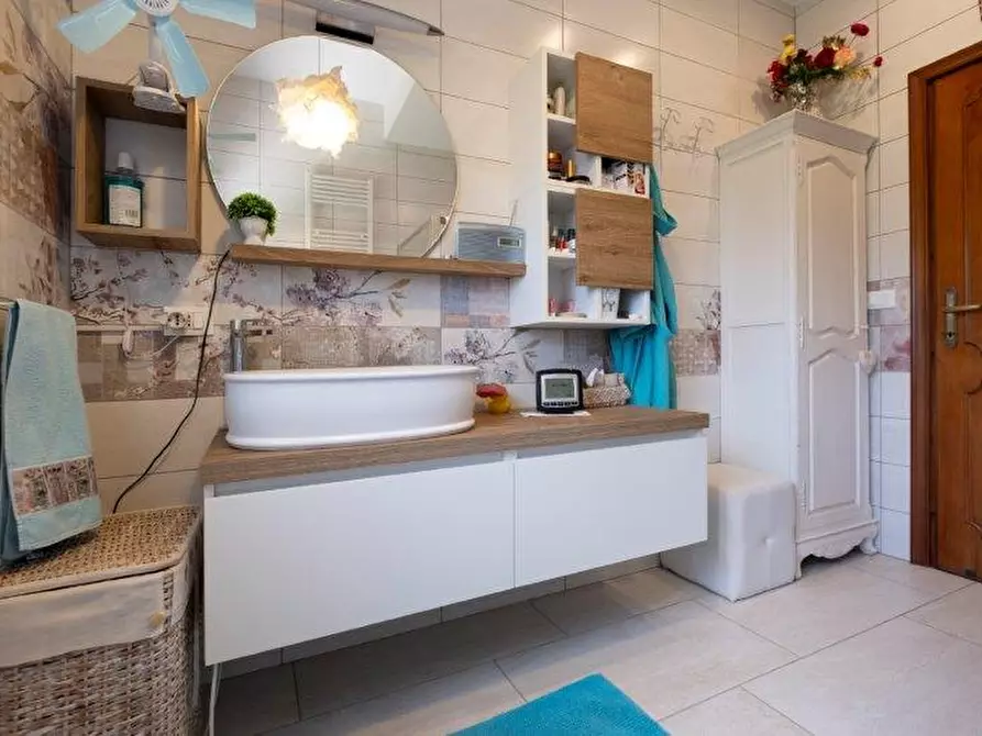 Immagine 8 di Villa in vendita  in via del parco a Pianoro