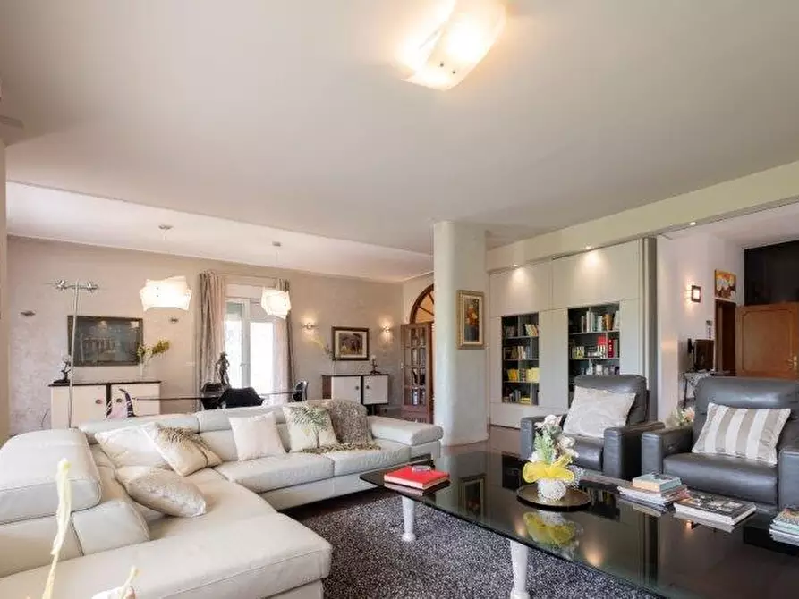 Immagine 12 di Villa in vendita  in via del parco a Pianoro